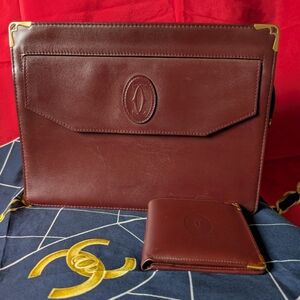 Cartier Luxurious Burgundy Leather Men's Clutch